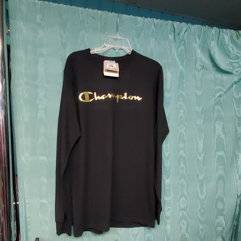 Blk Champion L/S tee